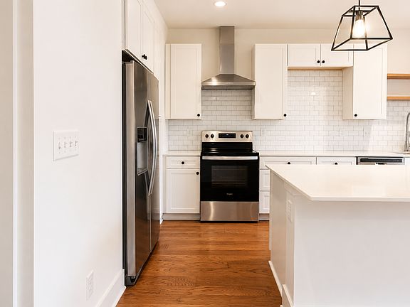 3rd image of 214 Allison Way