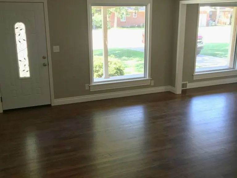 1223 Westlawn Dr — Photo 4