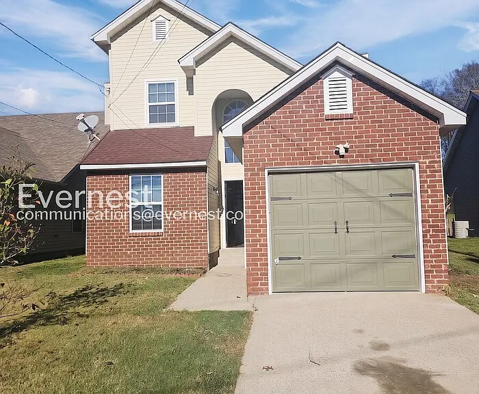 1407 Apache Ln — Photo 1
