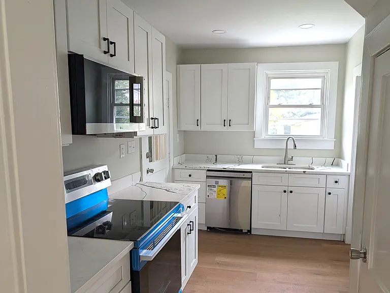 1013 Ruthers Rd — Photo 7