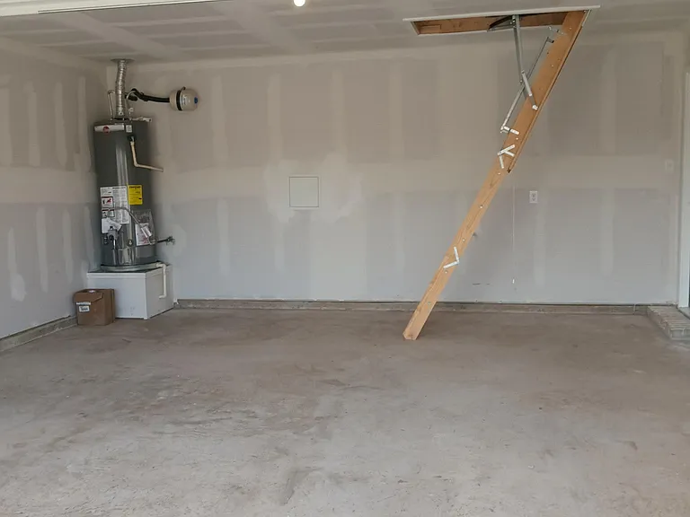 2 Car Garage