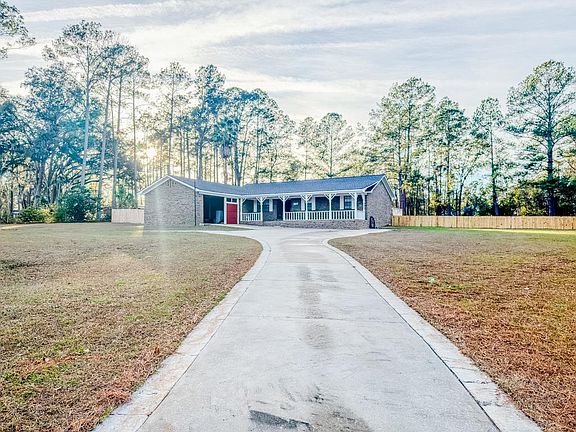 3rd image of 307 Brookfield Dr