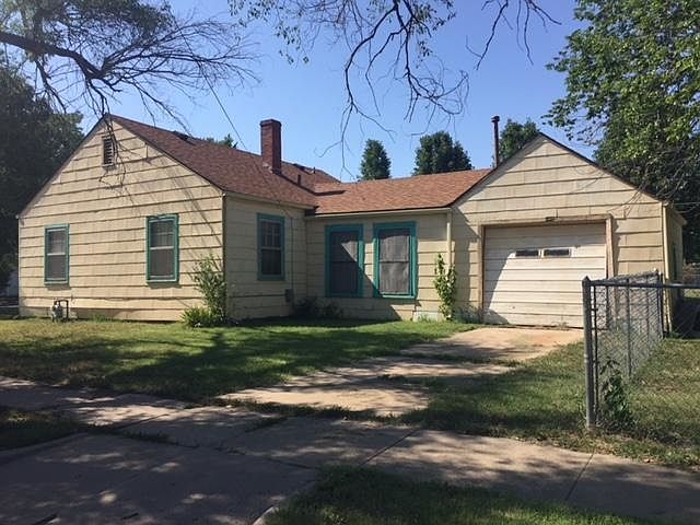 2nd image of 1802 N Salina Ave