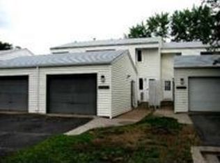 10784 Ilex St NW, Coon Rapids, MN 55448