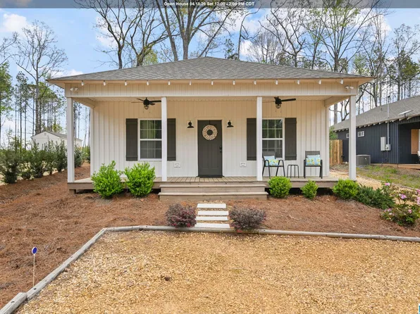 90 Cove Dr, Eclectic, AL 36024
