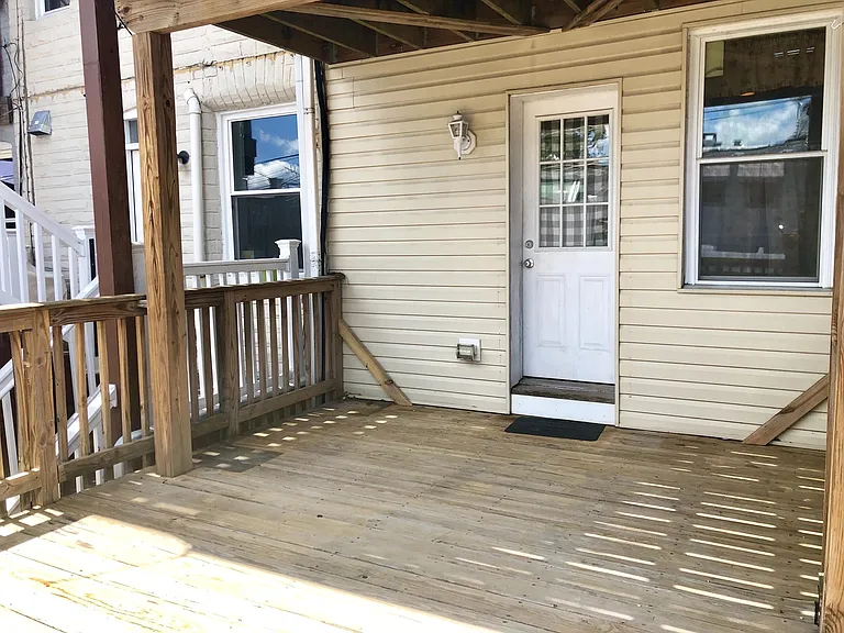 1619 Belt St — Photo 13