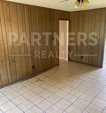 2nd image of 508 Upton Rd