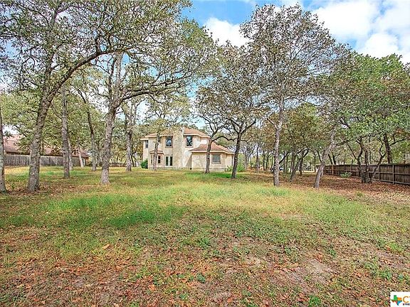 4th image of 565 Rose Branch Dr