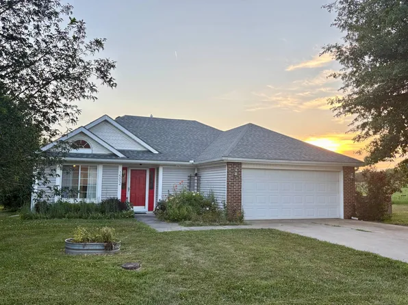 1502 Bobwhite Cir, Albany, MO 64402