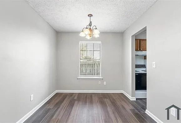 8228 Wynewood Ct — Photo 7
