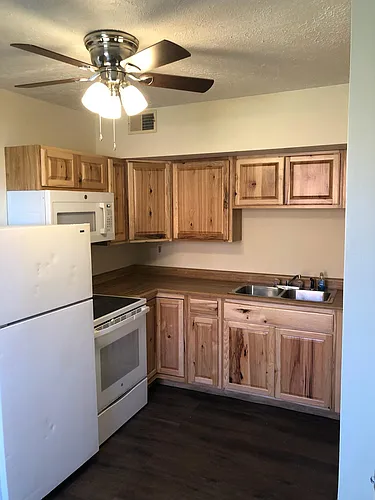 106 Broadway St #1 Photo 1