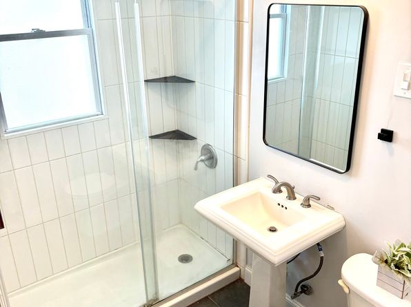 122-124 Walnut St #2