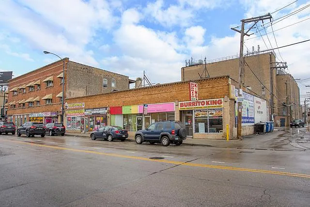 3207 N Cicero Ave #305 — Photo 10