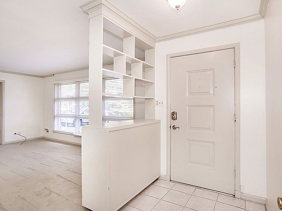 5th image of 7944 Meadowbrook Dr
