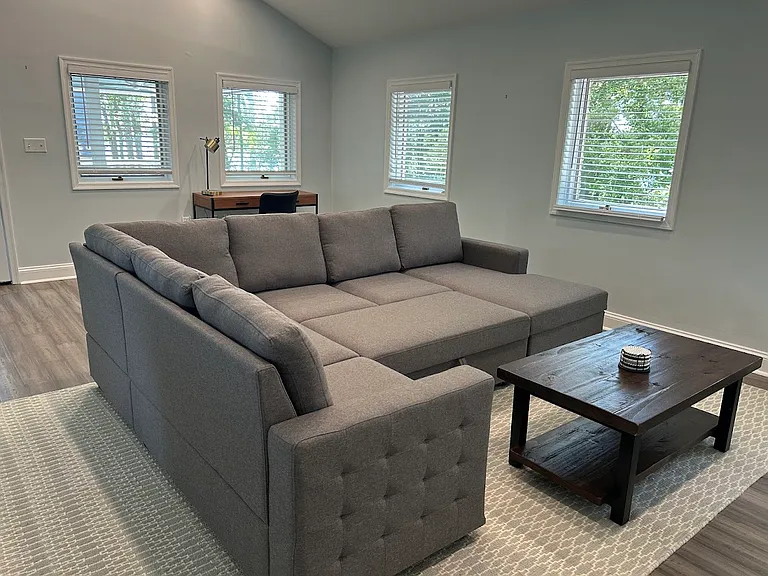 124 Eareckson Ln — Photo 47