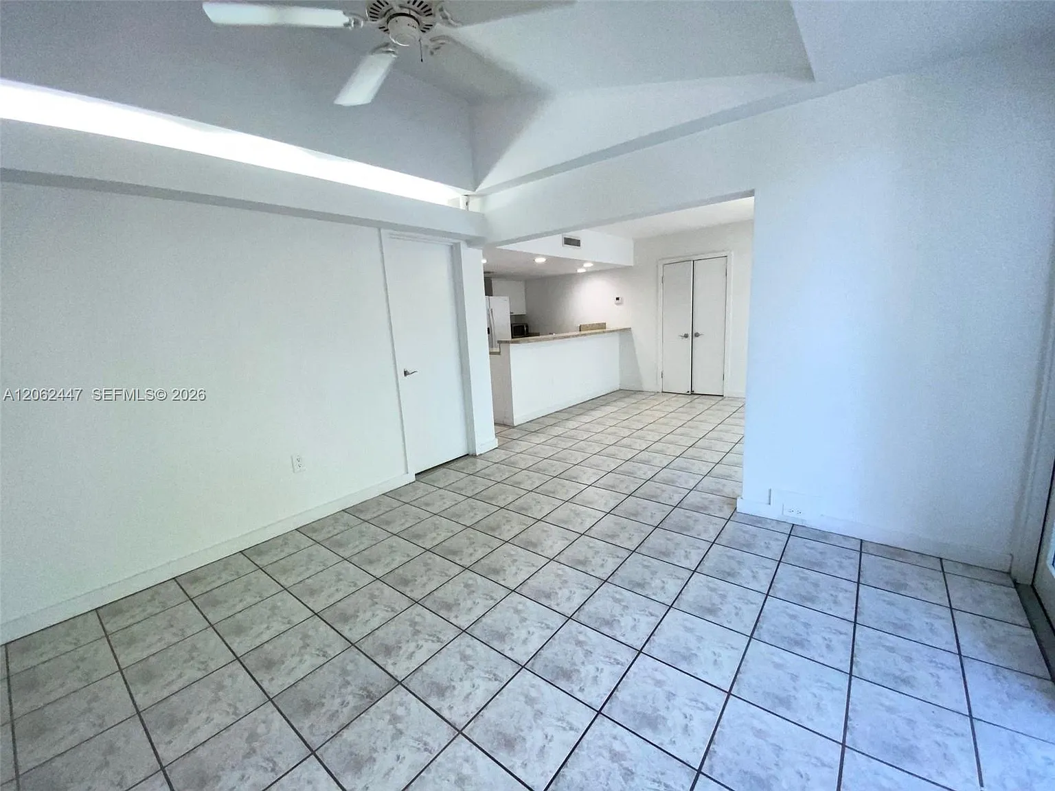 Miami Lakes-Lake Katharin — Photo 3