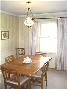 1st image of 17 Dagenham Dr