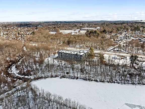 4th image of 485 Blue Hills Pkwy #3