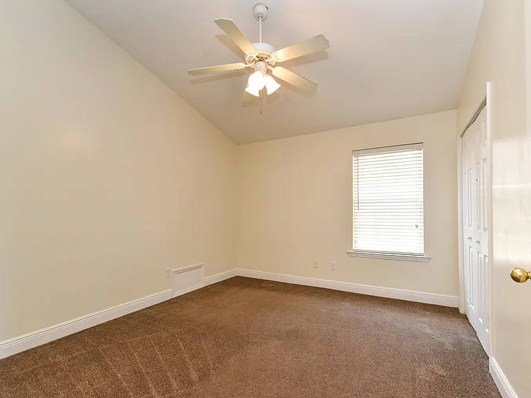 5309 Moonbeam Trl — Photo 15