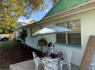 701 98th Ave N, Naples, FL 34108