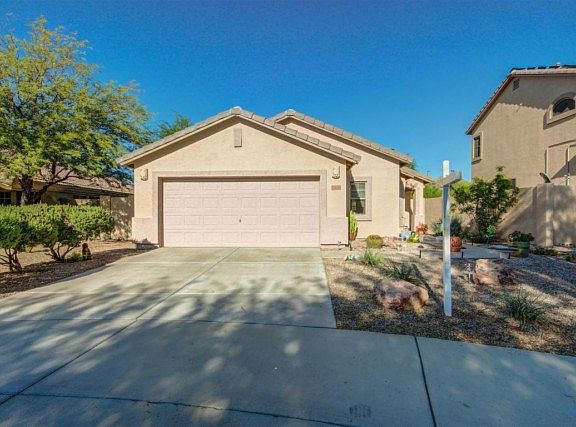 2nd image of 17438 W Coyote Trail Dr