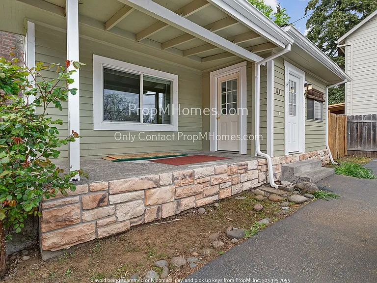 1731 SE 139th Ave — Photo 1