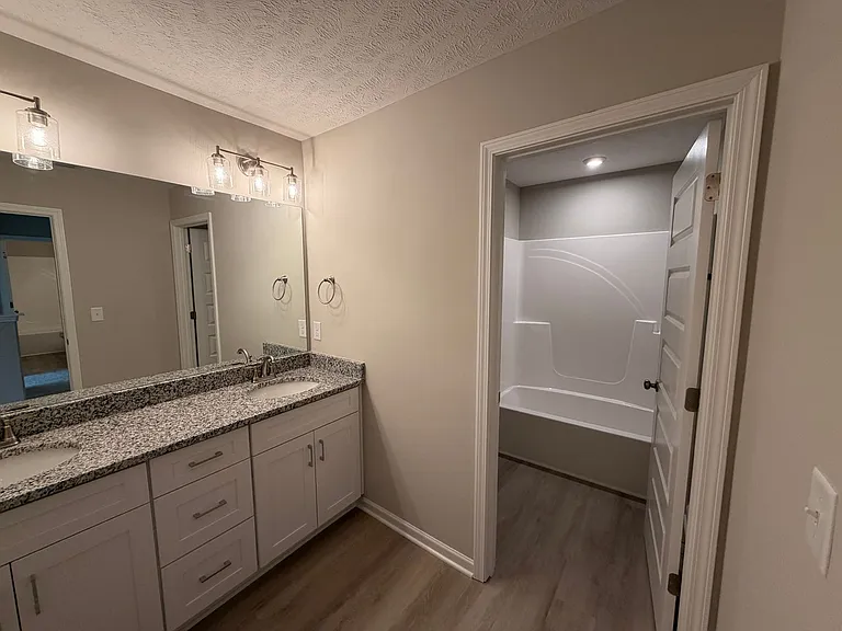 1850 Madison St #203 — Photo 12