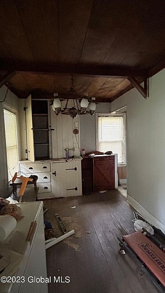 2nd image of 1038 Glenwood Boulevard