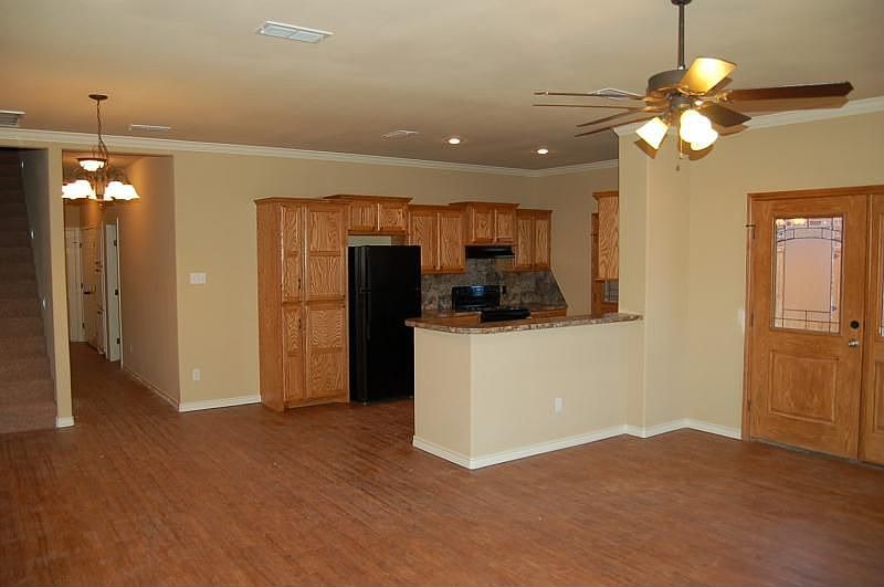 1st image of 4410 105th St #1