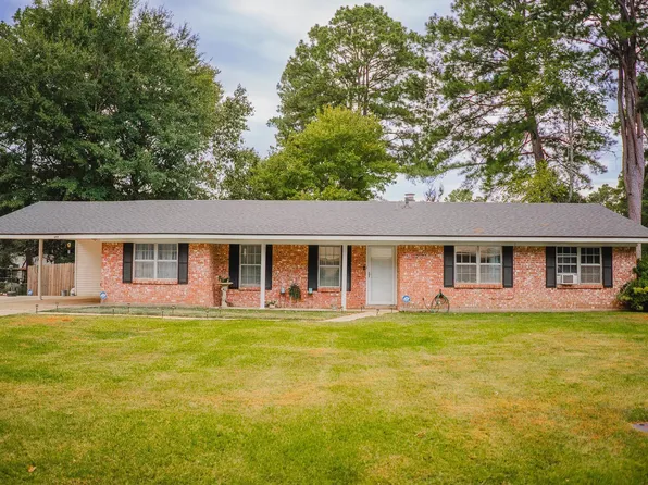 (undisclosed Address), Monticello, AR 71655