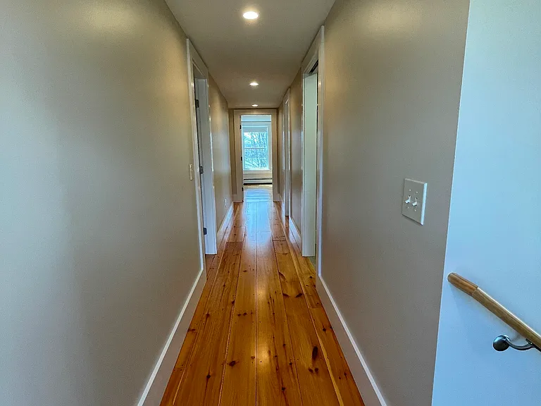 39 Old Post Rd — Photo 18