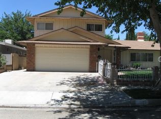 1527 Albret St, Lancaster, CA 93534