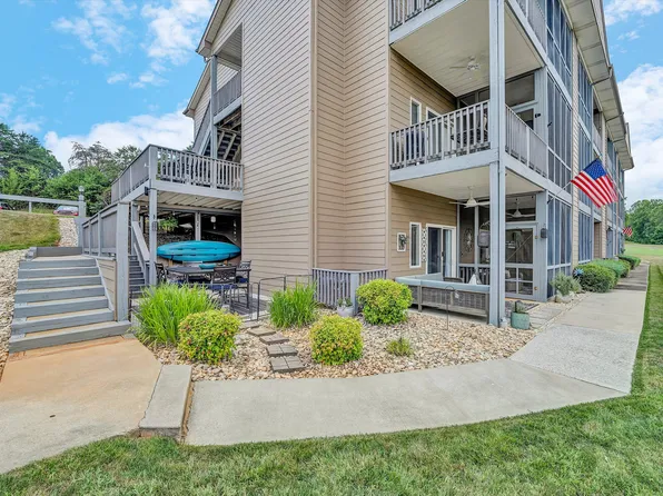 1209 Mariners Way #72, Huddleston, VA 24104
