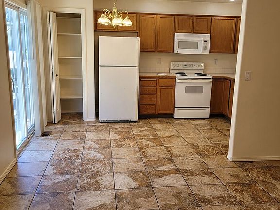 3rd image of 1700 S Piney Creek Rd #15225191