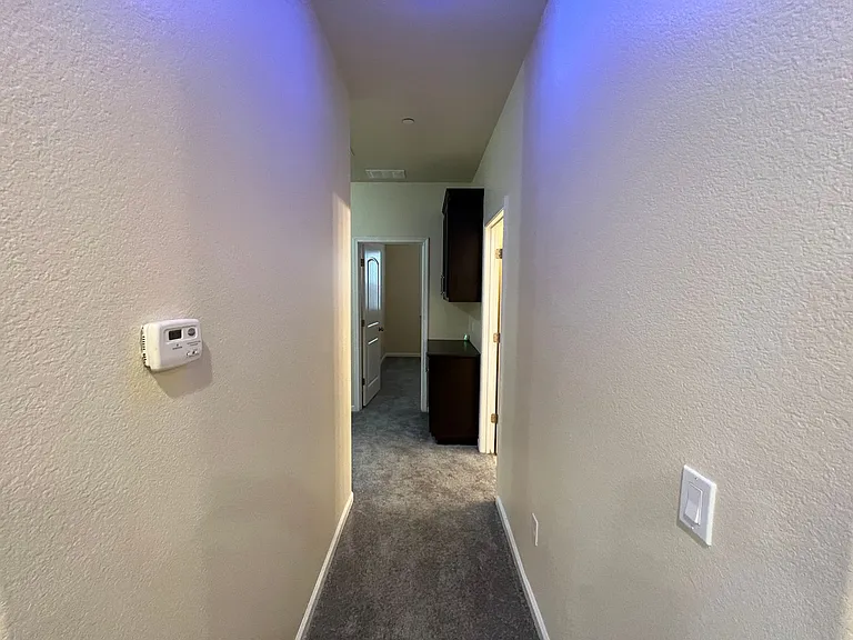 1484 Rock Springs Ave — Photo 36