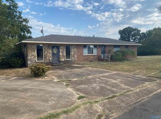 3001 Fort Ave, Muscle Shoals, AL 35661