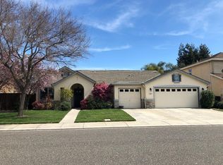 5608 Portico Dr, Riverbank, CA 95367