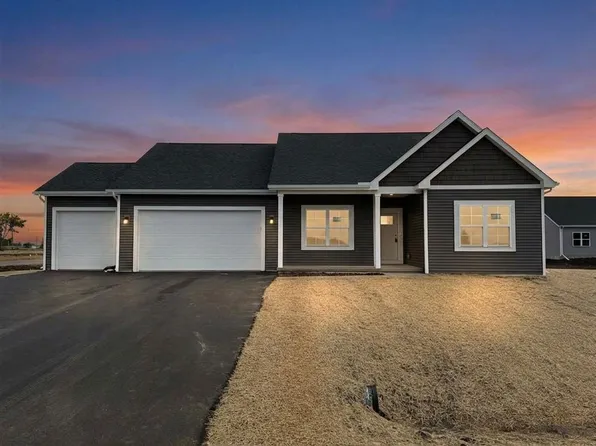 1815 East Kyle Circle, Beloit, WI 53511