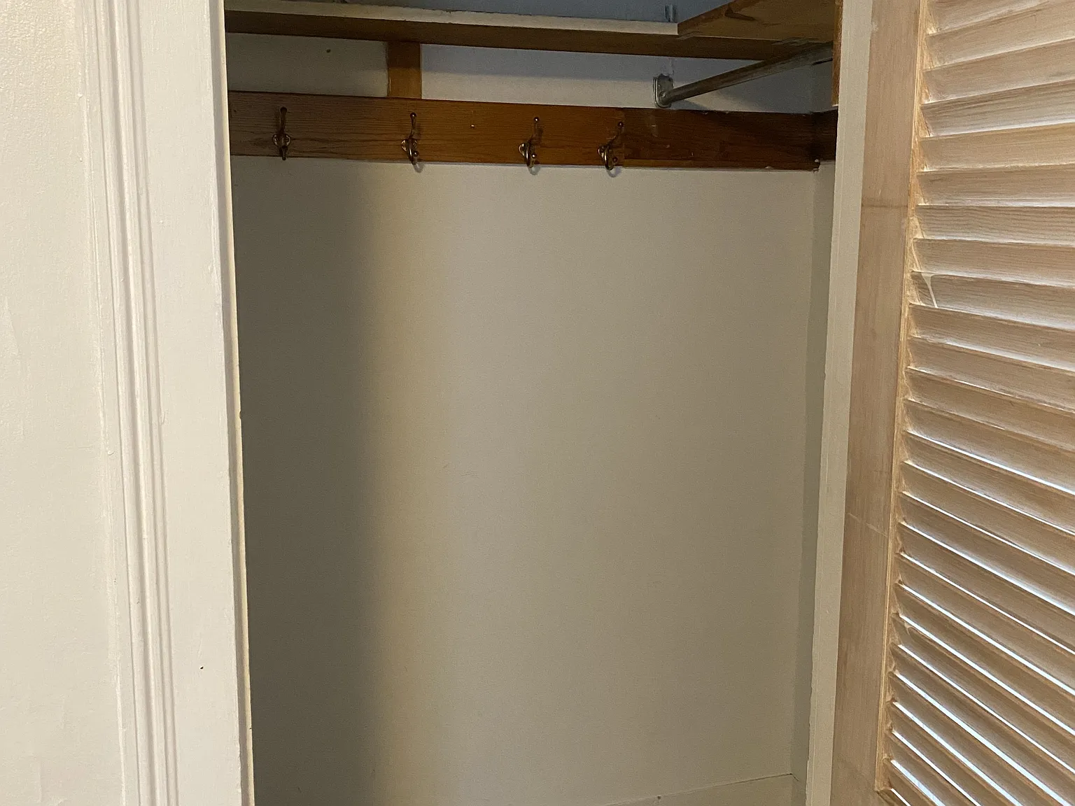 407 Cascadilla St - 2-Up — Photo 3