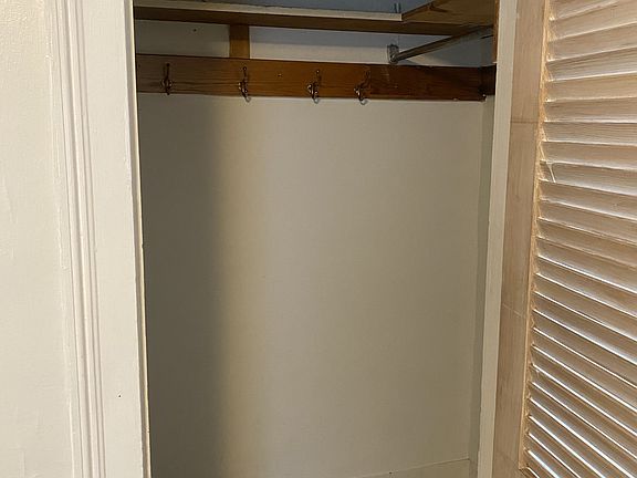 3rd image of 407 Cascadilla St #2