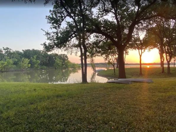 10631 Rolling Hills Dr, Little Elm, TX 75068