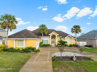3315 Country Club Dr, Lynn Haven, FL 32444