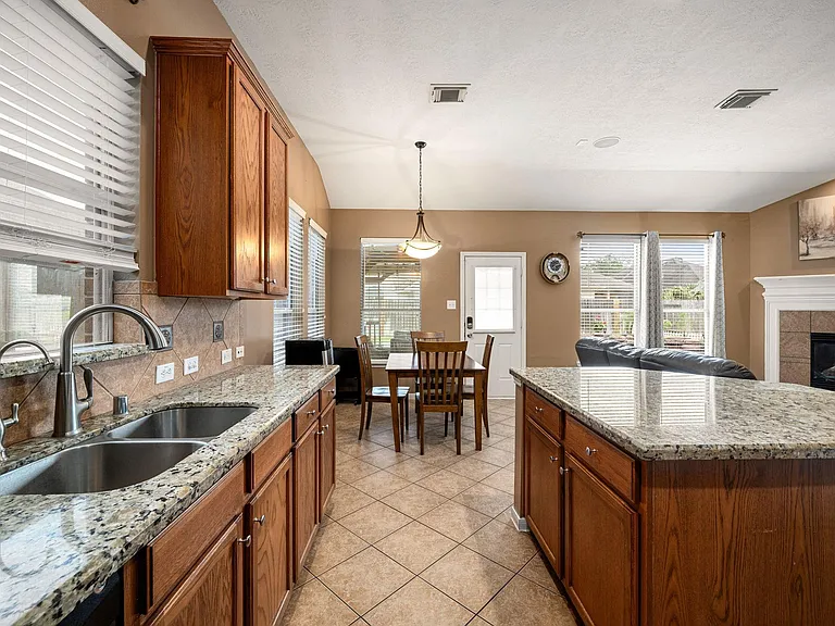 13835 Cane Valley Ct — Photo 18