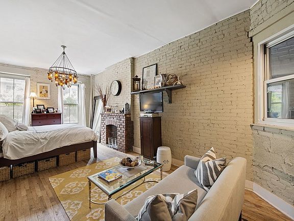 2nd image of 92 Horatio St APT 2J