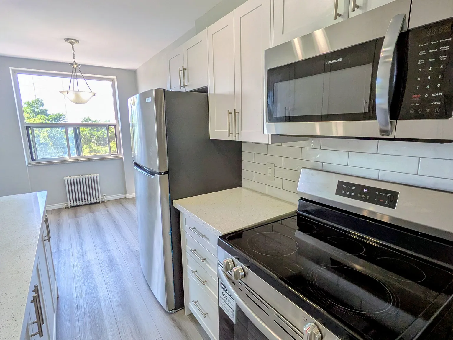 1 bed, $1,925 — Photo 4