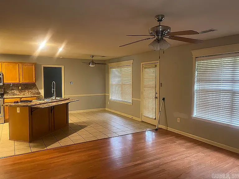 9914 Merlot Ln — Photo 8
