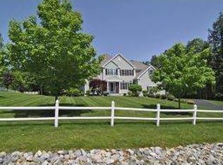 6 Wildwood Rd, Auburn, NH 03032