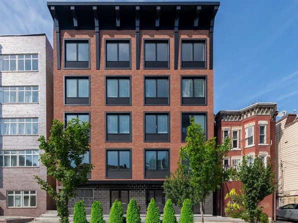 56 Cottage Street image 1 of 11