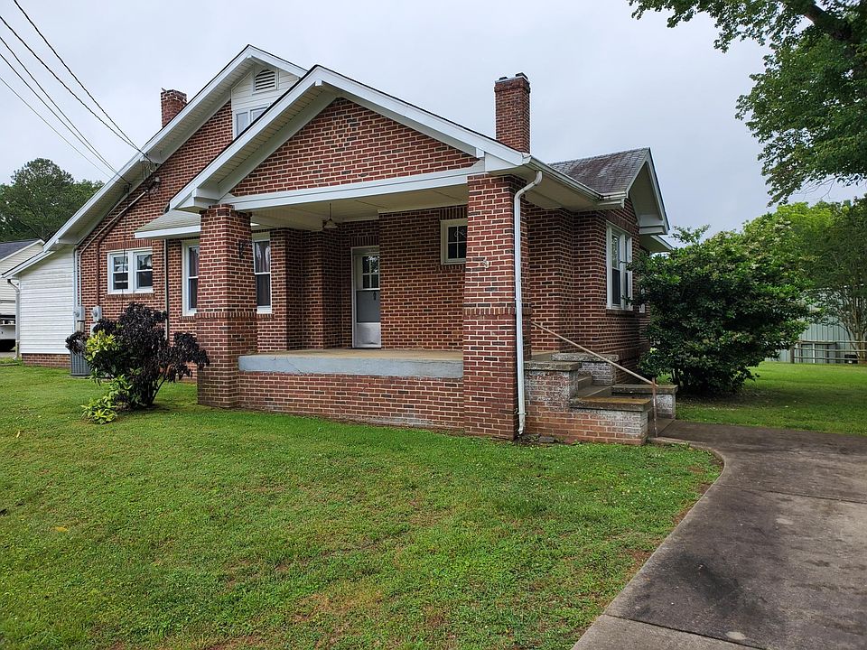 Front/Left corner of home