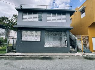36 Calle Julian Blanco So Bo Pueblo, Vega Baja, PR 00693